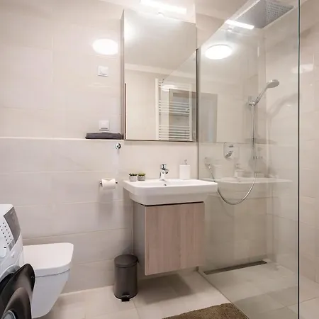 Sunshine Luxe Living - Free Parking Apartamento Budapest