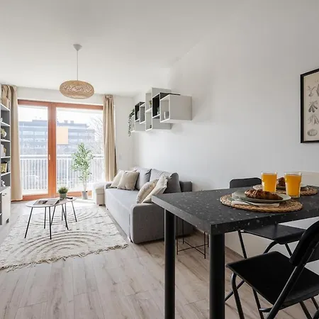 Sunshine Luxe Living - Free Parking *