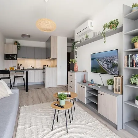 Sunshine Luxe Living - Free Parking * Budapest